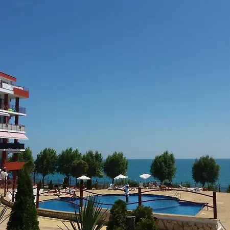 One-bedroom With Balcony In Apartmán *